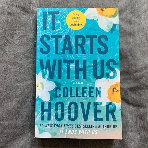 It Starts With Us by Colleen Hoover - Picture 1 of 2